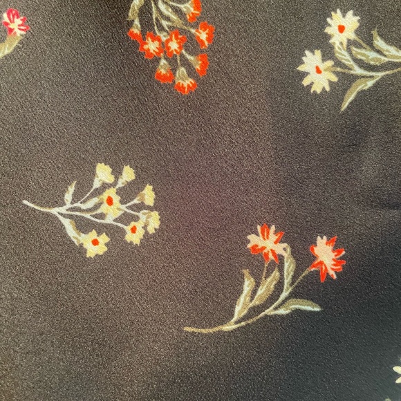 Skirt - Picture 2 of 2